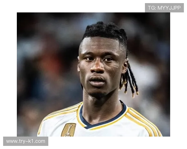 卡马文加：国家队最年轻出场球员之一